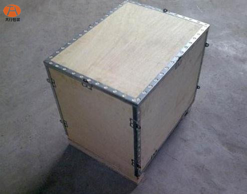钢带包装箱优点